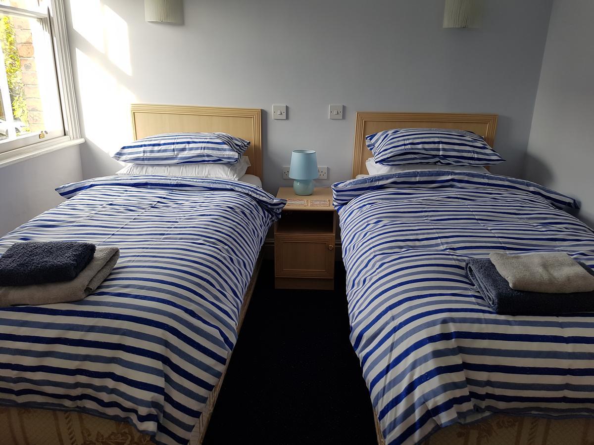 Alexandra Lodge Guest House Честер Экстерьер фото